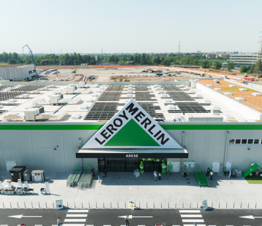 Leroy Merlin: nuovo format ad Arese (Mi) che spinge sul prezzo, sugli artigiani e sul retail media