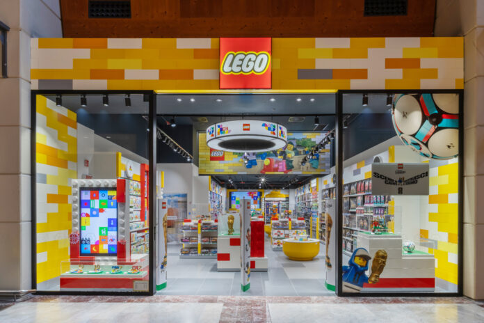 01. LEGO Certified Store_I Gigli_Esterni