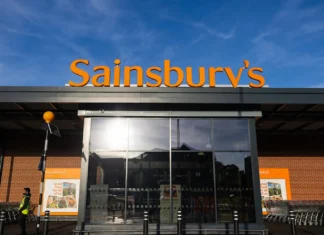 Sainsbury’s, stop al riconoscimento facciale, ma solo in un negozio Sainsbury's riconoscimento facciale