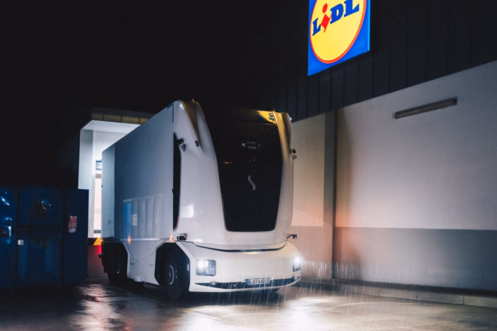 camion_elettrico_einride_lidl