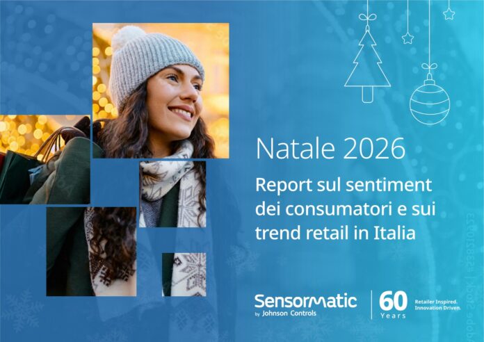 Sensormatic Shopper Sentiment Natale 2026 Grafica promozionale del report Sensormatic per gli acquisti di Natale 2026, con sfondo blu decorato da fiocchi di neve e illustrazioni natalizie e un collage di foto di una donna sorridente con berretto di lana e sciarpa che tiene borse della spesa. Sulla destra campeggia il testo