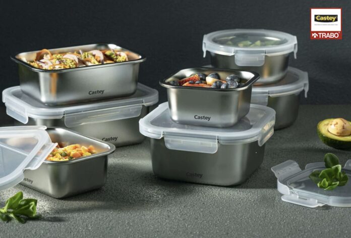 Trabo contenitori acciaio inox castey Set di contenitori in acciaio inox per microonde Castey distribuiti da Trabo con coperchi ermetici trasparenti e alimenti freschi
