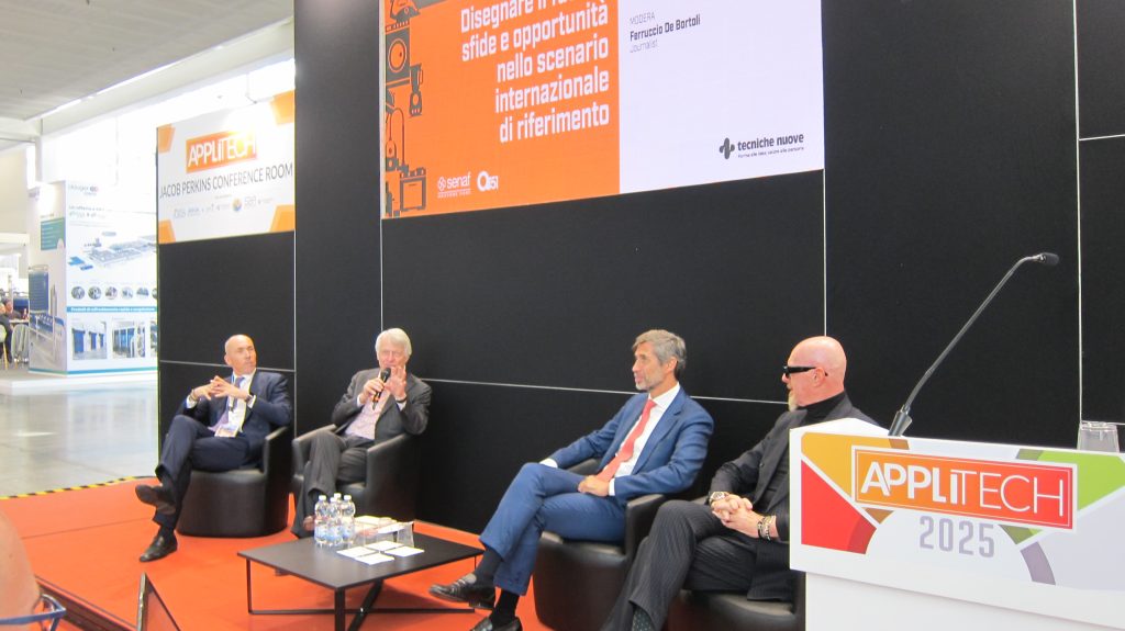 From the left: Massimiliano Mastalia (UniCredit), Ferruccio De Bortoli, Salvatore Majorana (Kilometro Rosso), and Gianni Simonato (Mentor MyAcademy)