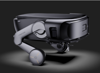 CES 2026: The world’s first robot equipped with a wheel-leg architecture in partnership with Real Madrid