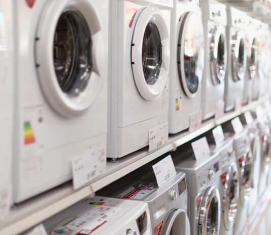 Consumer Tech market: a year of contrasts Consumer Tech market: a year of contrasts