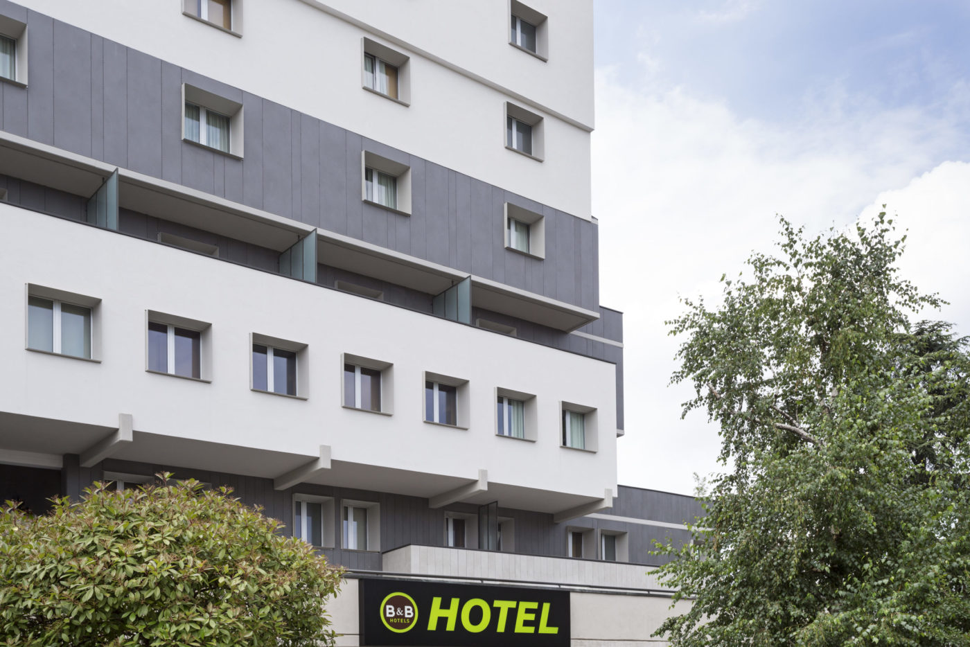 La Facciata del B&B Hotel Modena