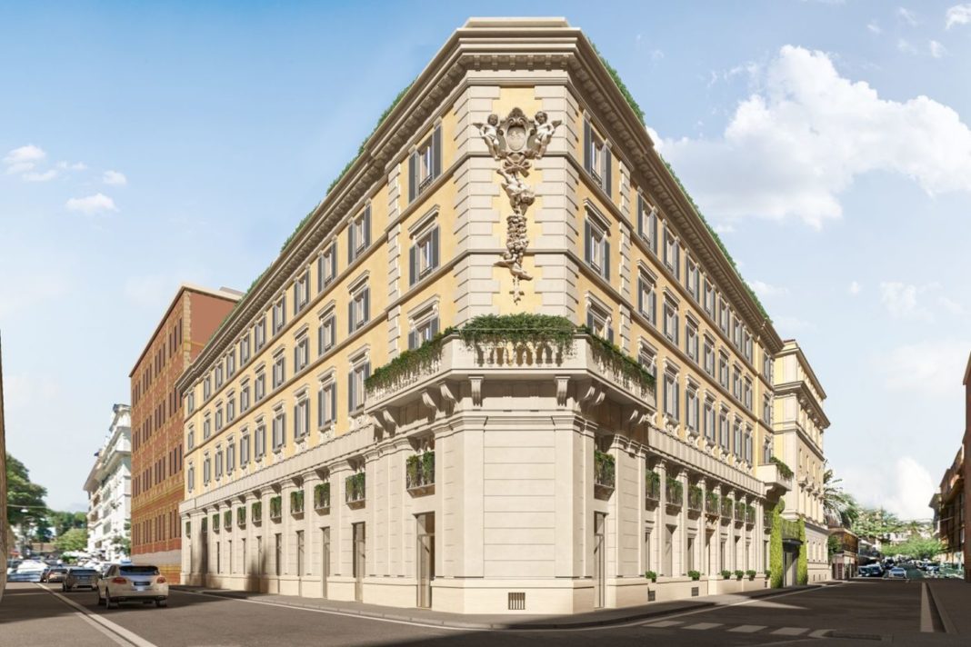 La facciata del W Rome