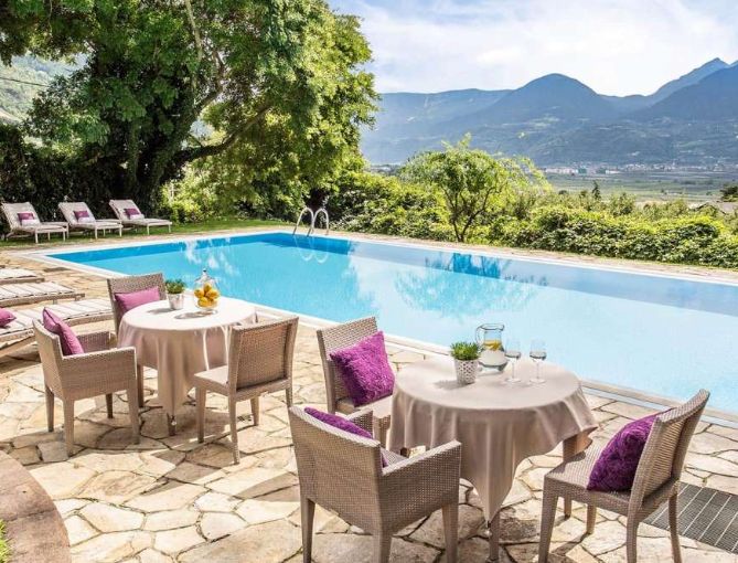 La piscina di Villa Eden a Merano