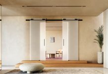 Cristal Air 2, la porta che valorizza gli spazi con trasparenza e un design su misura