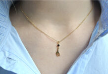 Il gioiello che trasforma un soggiorno in un ricordo da indossare