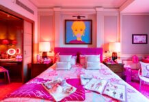 Milano, all’hotel Principe di Savoia una suite a tema Barbie: l’omaggio alla Design Week è “total pink”