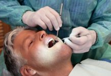 Innesti e sostituti ossei in odontoiatria: quali sono i recenti sviluppi rigenerativa difetti parodontali dentista chirurgia rigenerativa perimplantite seno mascellare innesti ossei impianti