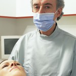 Perno moncone individualizzato in FRC nel dente devitalizzato perno moncone dente devitalizzato Dentist estrazione dente del giudizio incluso