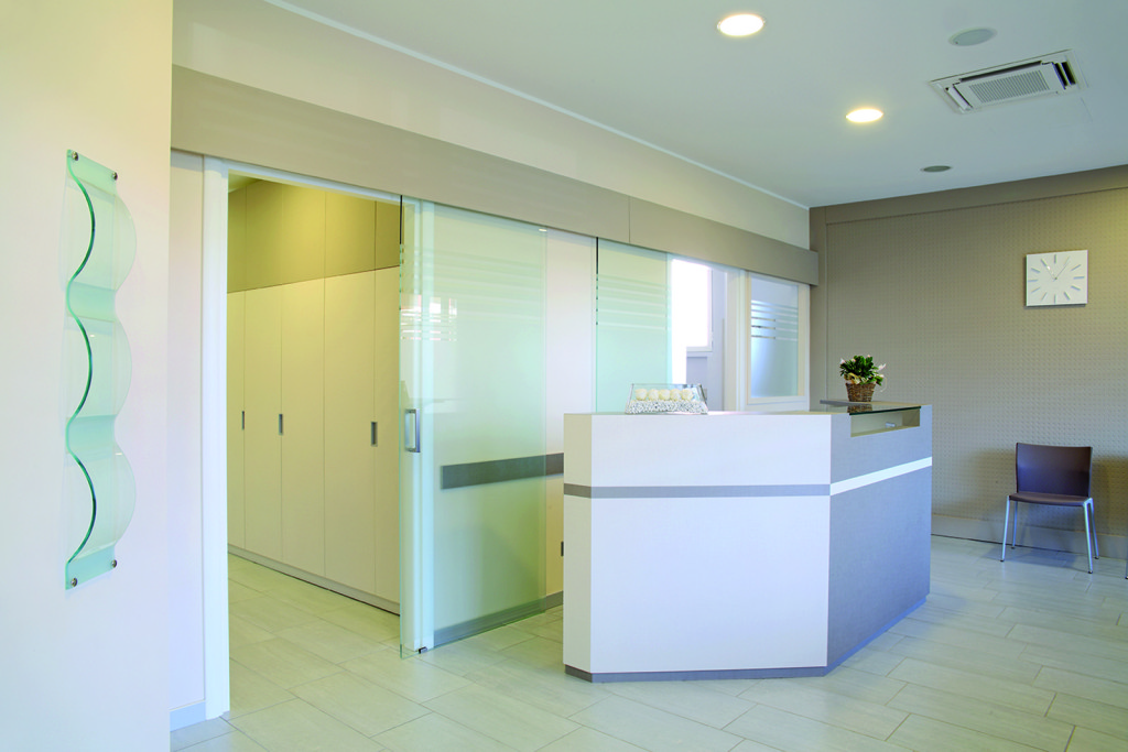 Studio dentistico: Odontoiatria in vetrina