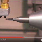 Caratteristiche della superficie degli impianti dentali DM_il dentista moderno_impianti dentali_lavorazione superficie