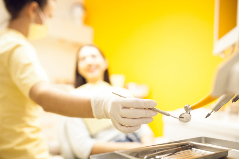 Lesioni cariose cervicali: la teoria dell'abfraction