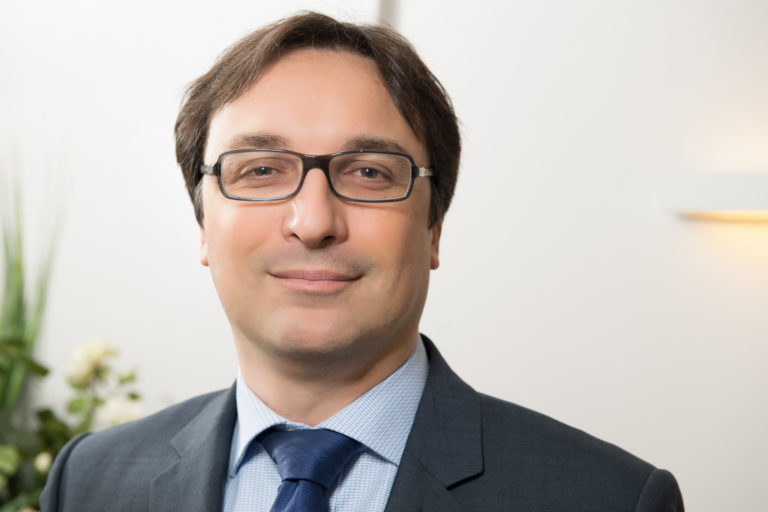 La cavità d'accesso in endodonzia: razionali clinici e operativi