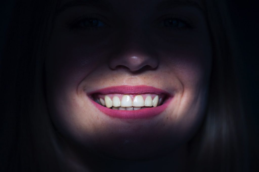 Evoluzione nei materiali dentari zirconia monolitica ad alta traslucenza