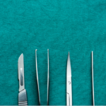 Uno studio sui fattori predittivi di difficoltà nell’estrazione del terzo molare inferiore DM_il dentista Design del lembo nella chirurgia del terzo molare incluso effetti postoperatori delle incisioni a busta e triangolare