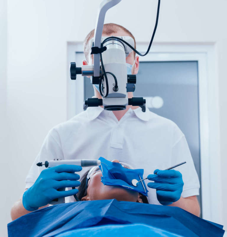 Accuratezza dei rilevatori d'apice in corso di ritrattamento