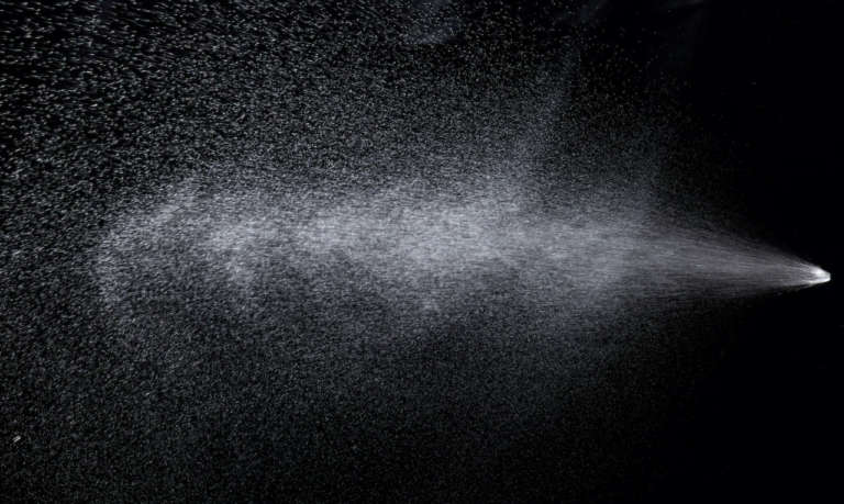 Misure di riduzione dell'aerosol durante le procedure odontoiatriche