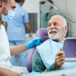 Protesi & adesivi: una relazione imperfetta Protesi e adesivi