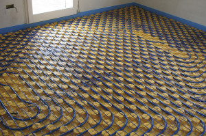 Particolare dell’installazione del sistema a pavimento Cover.