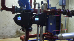 MAGGIORE EFFICIENZA. E’ stata installata una pompa Grundfos Magna 3 D 80-120F, elettronica, a giri variabili, che adatta in ogni istante il suo funzionamento sulla base delle effettive esigenze del sistema edificio-impianto.