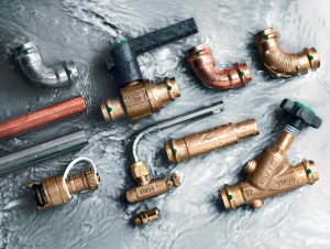 RAPIDO E SICURO. La parte d’impianto della distribuzione ai piani vede l’applicazione di raccordi a pressare Profipress, veloci in fase di installazione e sicuri in fase di collaudo e a regime.