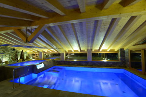 LA PISCINA dell'hotel a lavori conclusi.