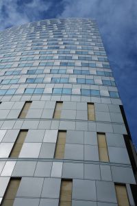 APPLICAZIONE IN ELEVAZIONE. Qualora i risultati fossero positivi, Energy Skin sarà ingegnerizzato per la produzione industriale, offrendo al mercato un'interessante alternativa alle attuali soluzioni per il risparmio energetico negli edifici di nuova realizzazione e da ristrutturare.