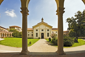 UN SITO STORICO. Il MUBA Museo dei Bambini si trova nello splendido contesto tardo barocco della Rotonda della Besana, presso il quale è stata recentemente rinnovata la centrale termofrigorifera. (foto P. Formisano)