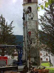 FASE DI TRIVELLAZIONE per posa delle sonde Raugeo PE-Xa da 120 m.