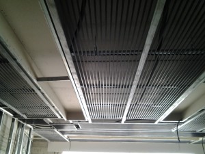 L’IMPIANTO a soffitto black system.