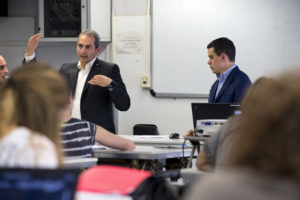 Da sinistra, Elio Migni e Alessio Baldi, rispettivamente Project Business Manager e Addetto Centro Servizi di Viega Italia.
