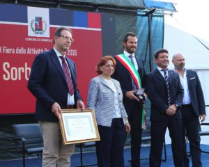 Da sinistra: Lucio Ferrari Presidente della Commissione Sorbolo che produce, Ombretta Sarassi Binacchi General Manager Opem e membro della Commissione Sorbolo che produce, Nicola Cesari Sindaco di Sorbolo, Alfredo Amadei Presidente Immergas e Stefano Bonaccini Presidente Regione Emilia Romagna.