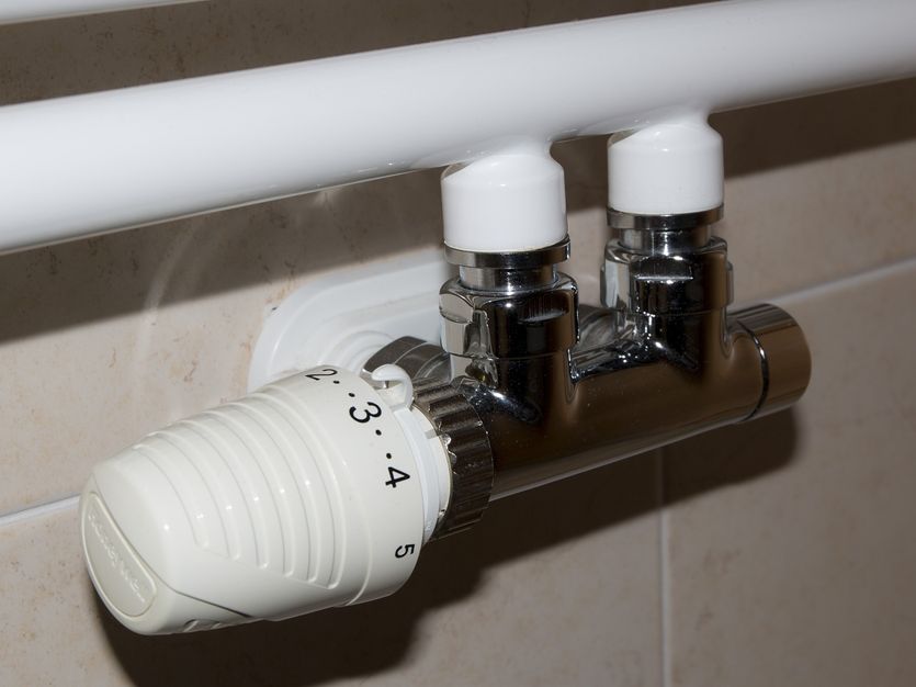 È possibile caricare un circuito del riscaldamento con acqua demineralizzata o distillata?