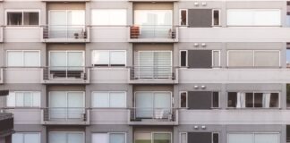 condomino distaccato spese