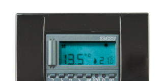 Regolatore per fan-coil