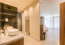 Rubinetterie KEUCO in bronzo spazzolato per l’hotel di lusso AMARIL