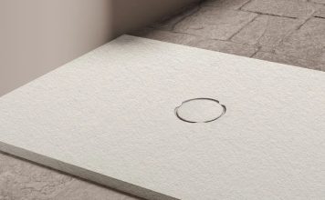 Piatto doccia “Silica Free” con piletta sferica piatto doccia