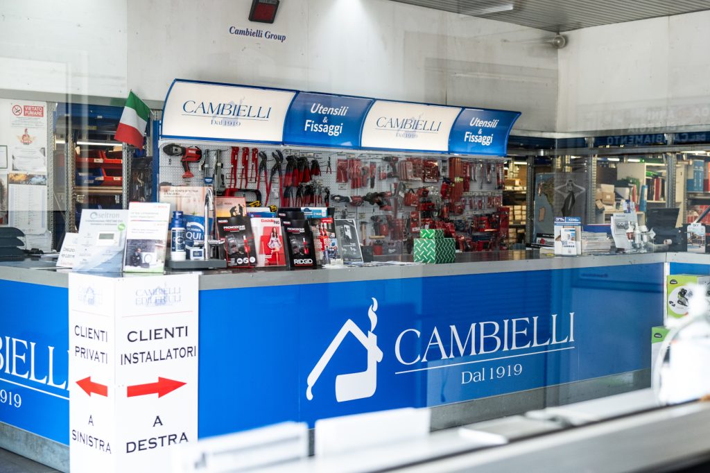 Le filiali Cambielli propongono ai clienti professionalicondizionamento e riscaldamento, idraulica e impiantistica, utensileria e fissaggi.