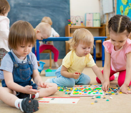 Gentilezza e sviluppo: come evolve il comportamento prosociale nei bambini
