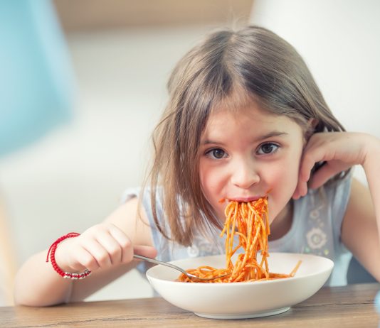 Da UNICEF Italia sei consigli per promuovere un “buon” rapporto con il cibo