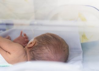 Vitamina K, iniezione alla nascita previene emorragie da sanguinamento