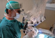 Impianto cocleare con tecnica di chirurgia robotica