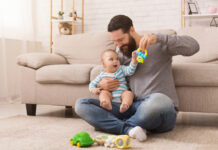 Interazioni papà-neonato possono influenzare la salute dei bimbi