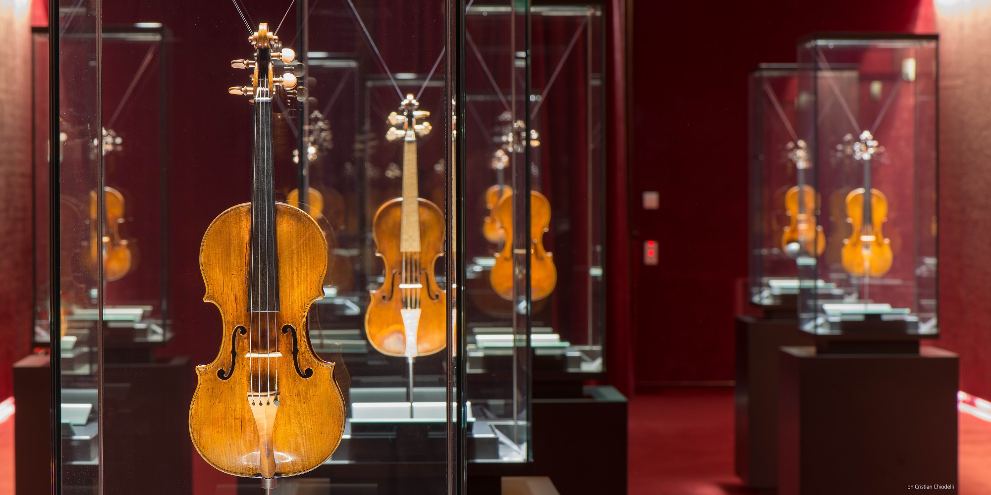 Stradivari