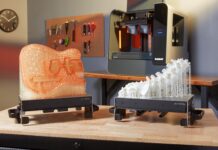 Build Platform 2L e una nuova resina per la stampa 3D di Formlabs Flame Retardant Resin, Build Platform 2L