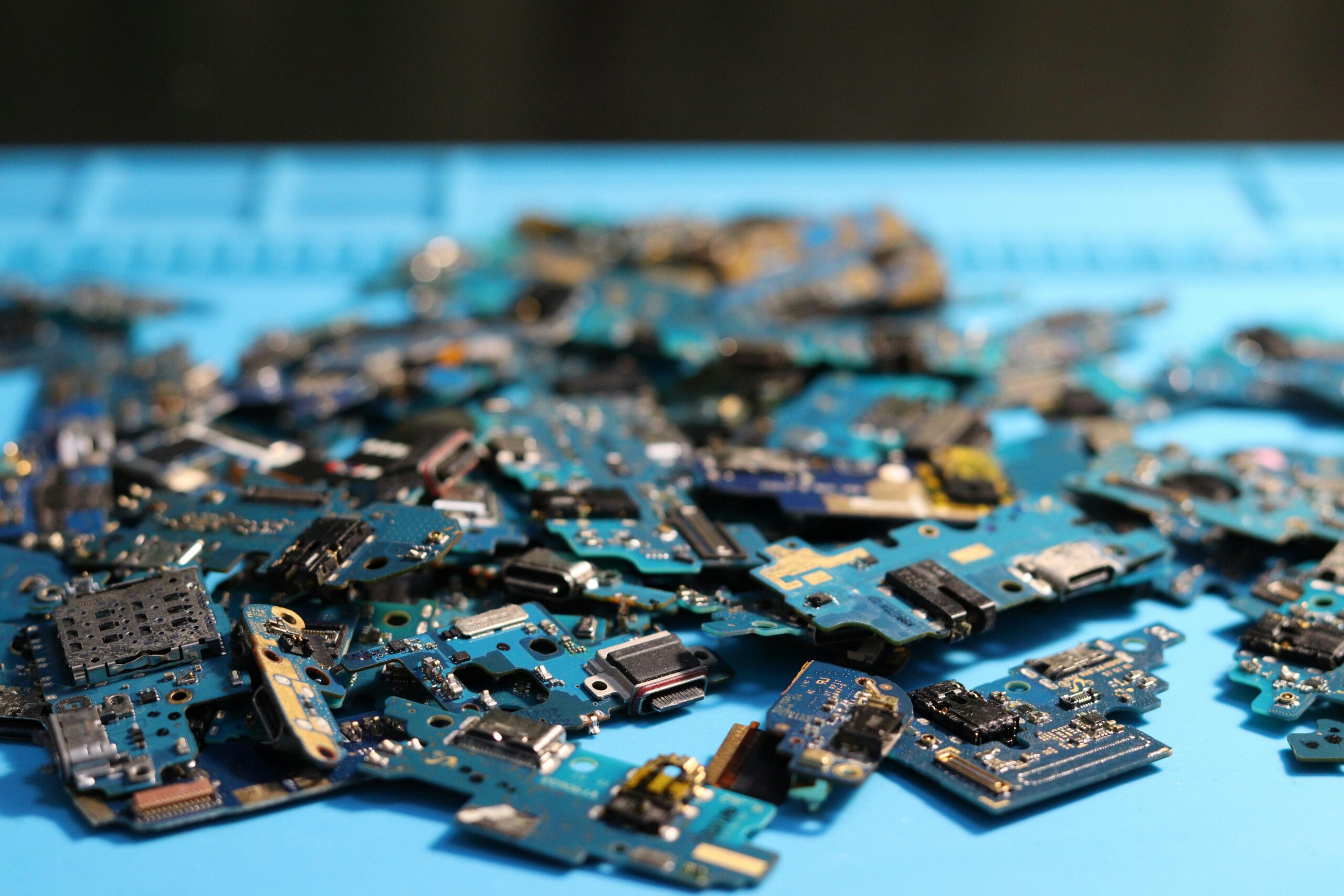 Kit Resistori 15k Ohm 5W 5% (10 Pezzi) - Sourcing Map, Pellicola Ossido Metallico, Ignifughi Per Fai-da-te Elettronico